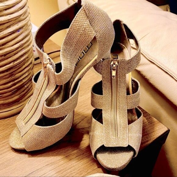 METALLIC GOLD MODA SPANA CAGE T-STRAP HEELS 8 NEW - Picture 4 of 16